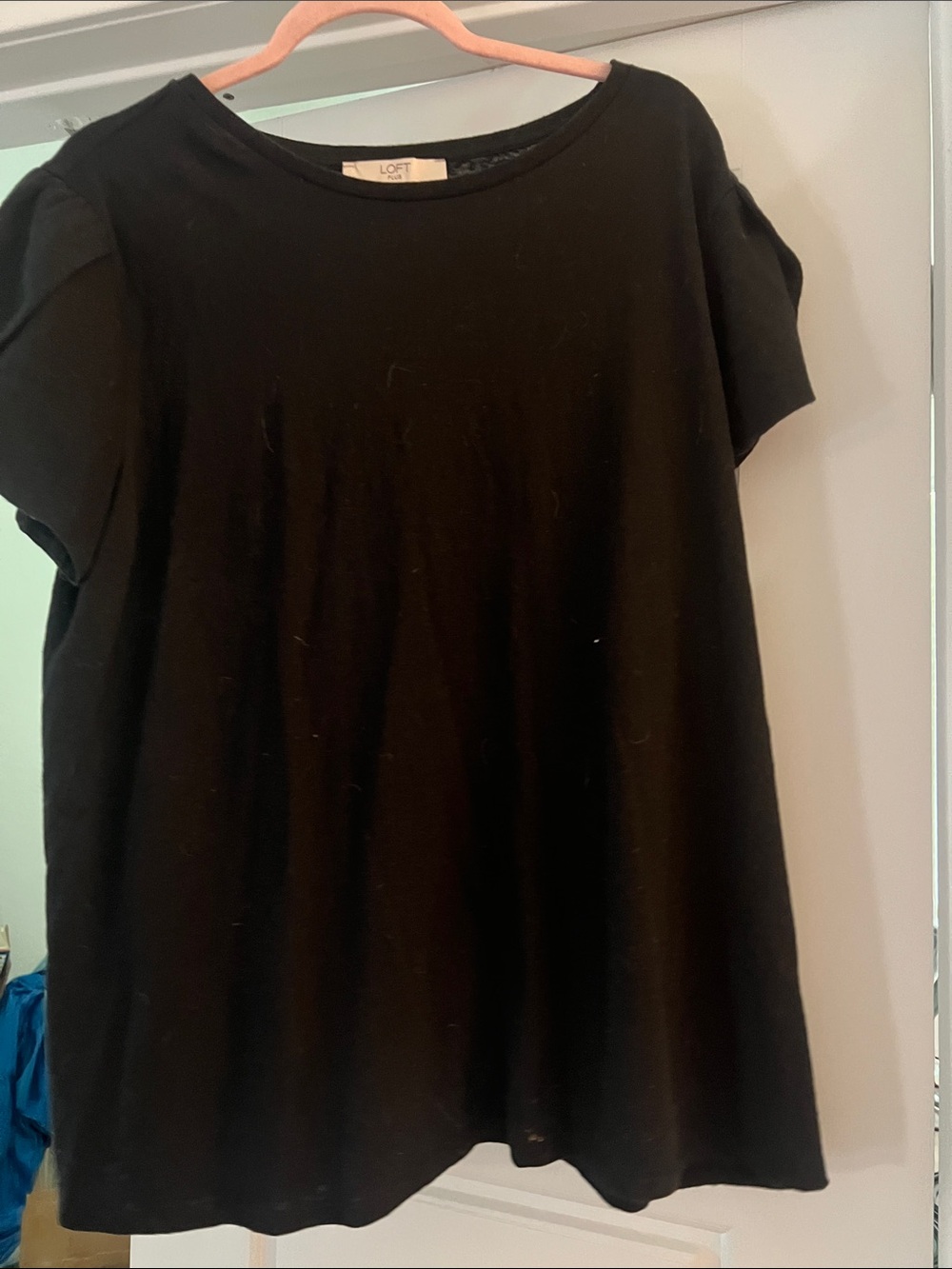 LOFT Black Short Sleeve Crew Tee